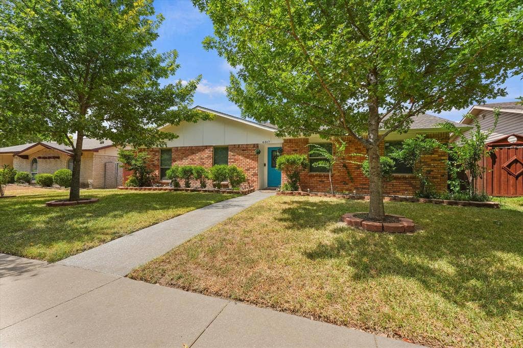 6317 Briar Knoll Drive, Garland, TX 75043 6317 Briar Knoll Drive, Garland, TX 75043