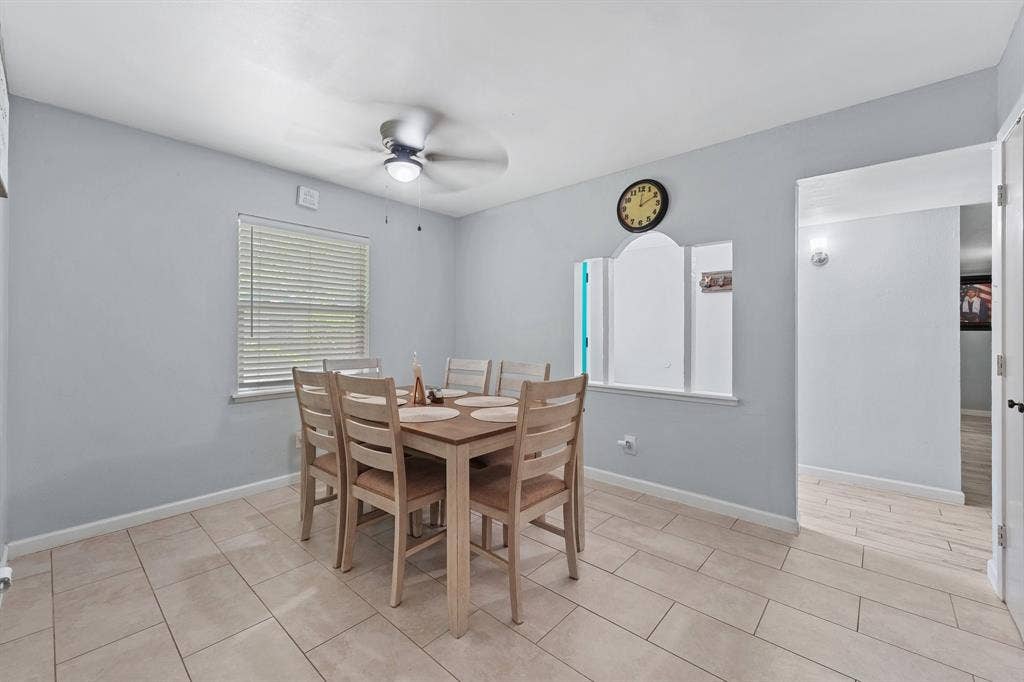 6317 Briar Knoll Drive, Garland, TX 75043 6317 Briar Knoll Drive, Garland, TX 75043
