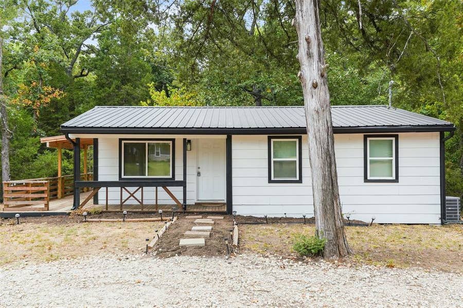 Property photo for 110 Fawn, Mabank, TX