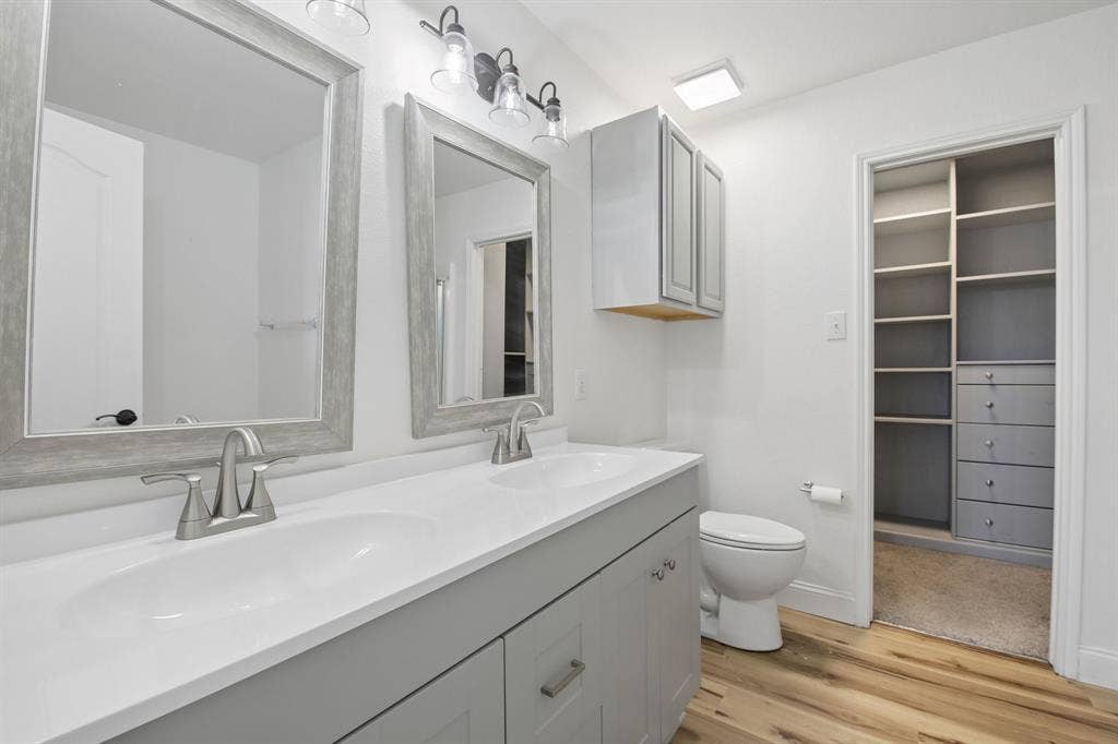 5533 Spring Ridge Drive, Watauga, TX 76137 5533 Spring Ridge Drive, Watauga, TX 76137