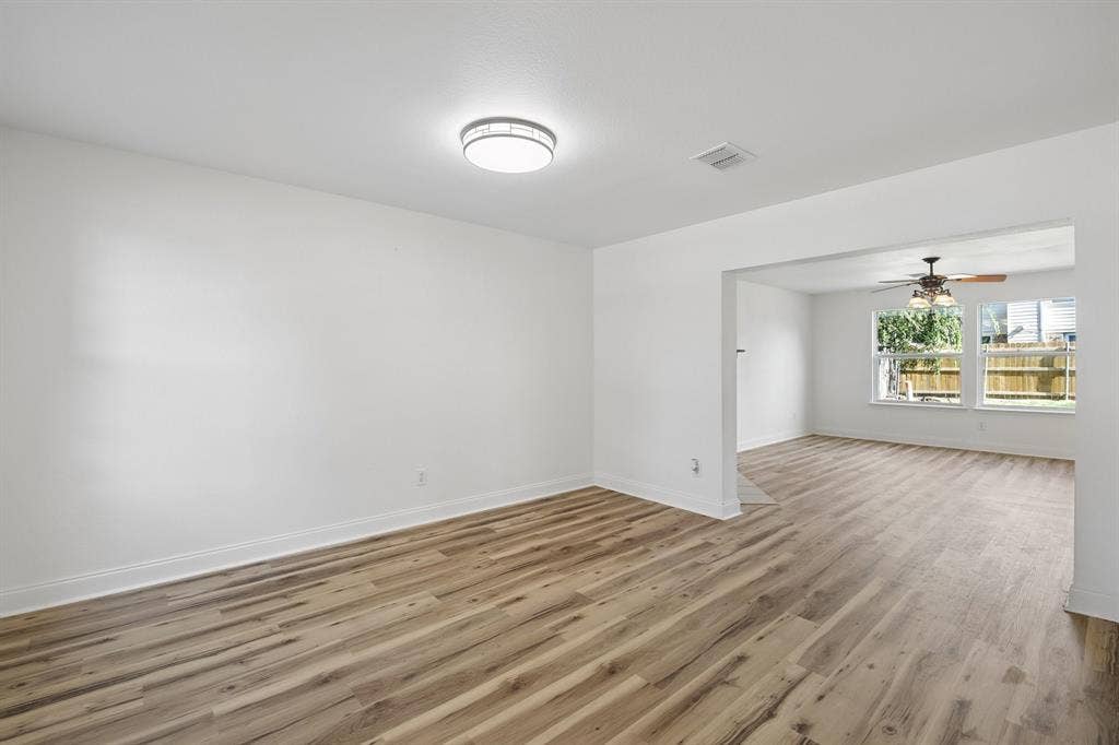 5533 Spring Ridge Drive, Watauga, TX 76137 5533 Spring Ridge Drive, Watauga, TX 76137