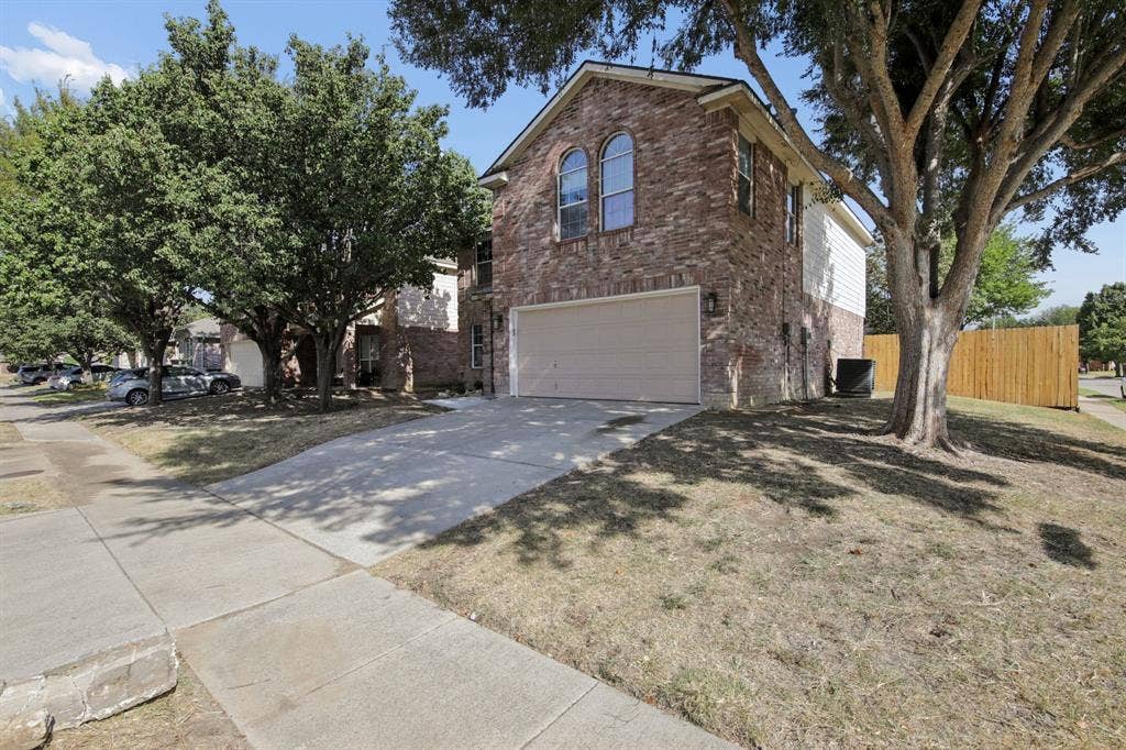 5533 Spring Ridge Drive, Watauga, TX 76137 5533 Spring Ridge Drive, Watauga, TX 76137