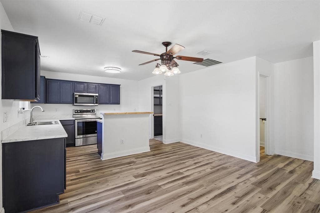 5533 Spring Ridge Drive, Watauga, TX 76137 5533 Spring Ridge Drive, Watauga, TX 76137
