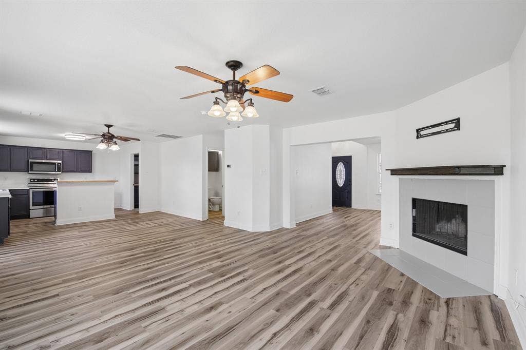 5533 Spring Ridge Drive, Watauga, TX 76137 5533 Spring Ridge Drive, Watauga, TX 76137