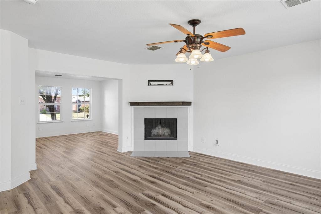 5533 Spring Ridge Drive, Watauga, TX 76137 5533 Spring Ridge Drive, Watauga, TX 76137