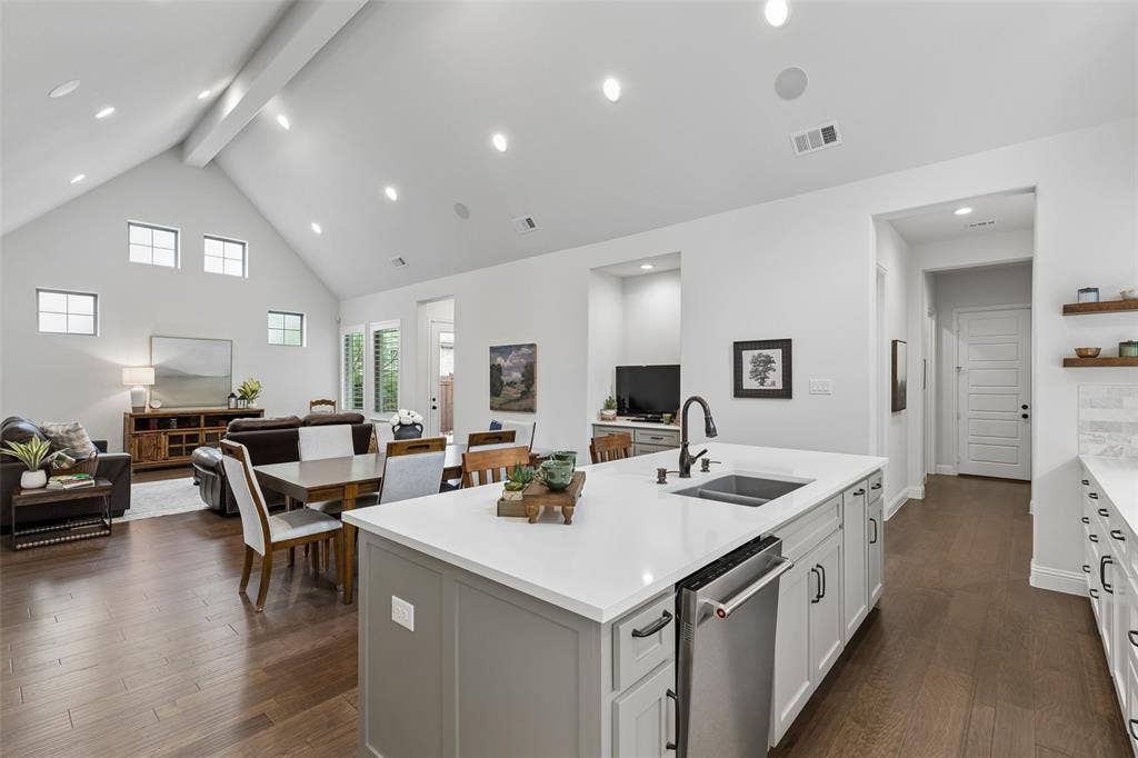 15056 Wintergrass Road, Frisco, TX 75035 15056 Wintergrass Road, Frisco, TX 75035