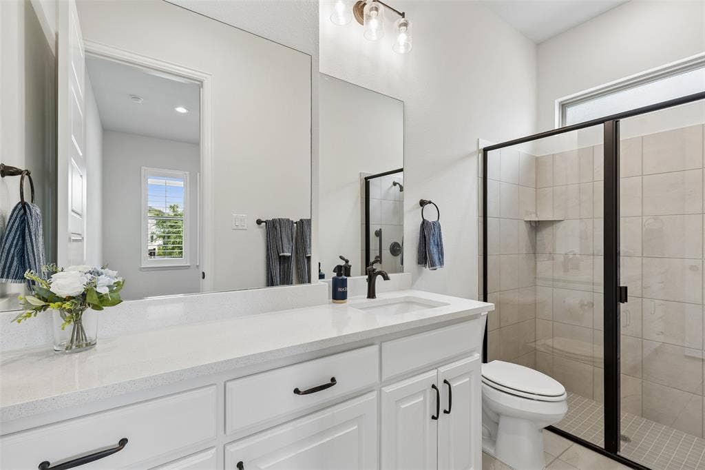 15056 Wintergrass Road, Frisco, TX 75035 15056 Wintergrass Road, Frisco, TX 75035