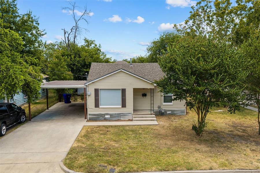 Property photo for 3224 Daughtrey Avenue, Waco, TX