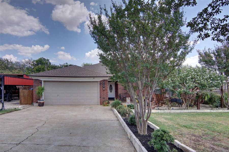 Property photo for 7200 Gillis Johnson Street, Fort Worth, TX