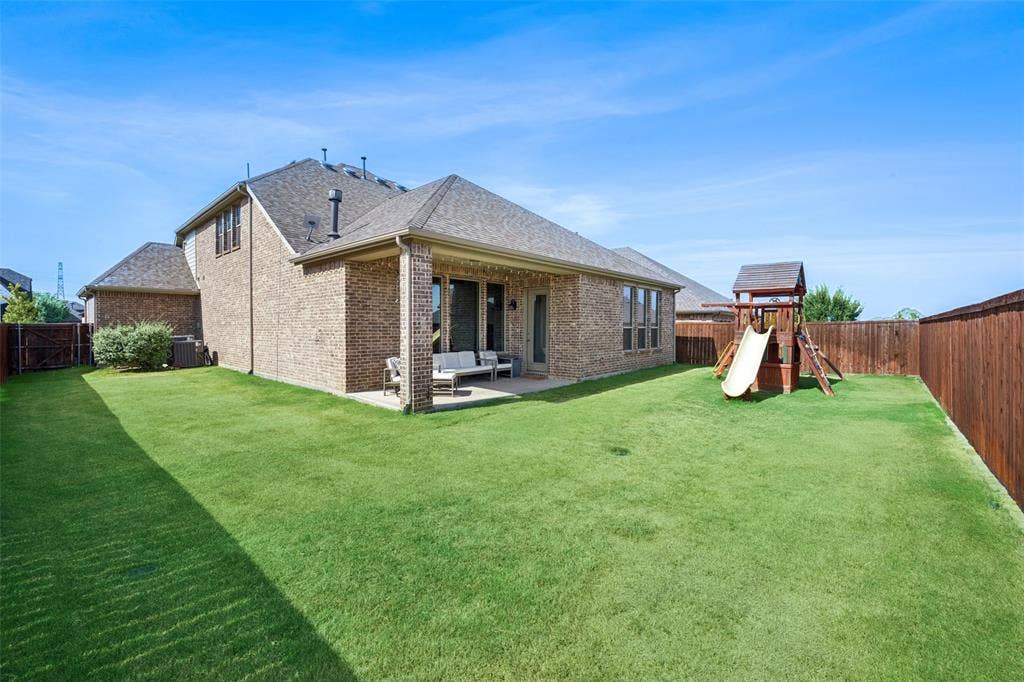 1116 Broadmoor Way, Roanoke, TX 76262 1116 Broadmoor Way, Roanoke, TX 76262