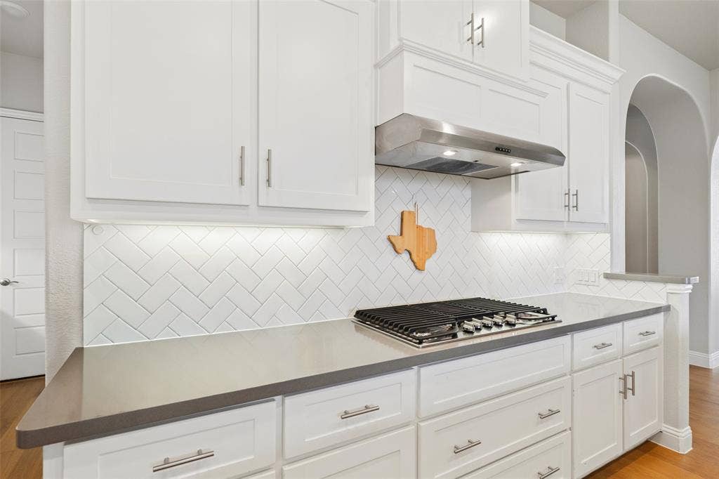 1116 Broadmoor Way, Roanoke, TX 76262 1116 Broadmoor Way, Roanoke, TX 76262