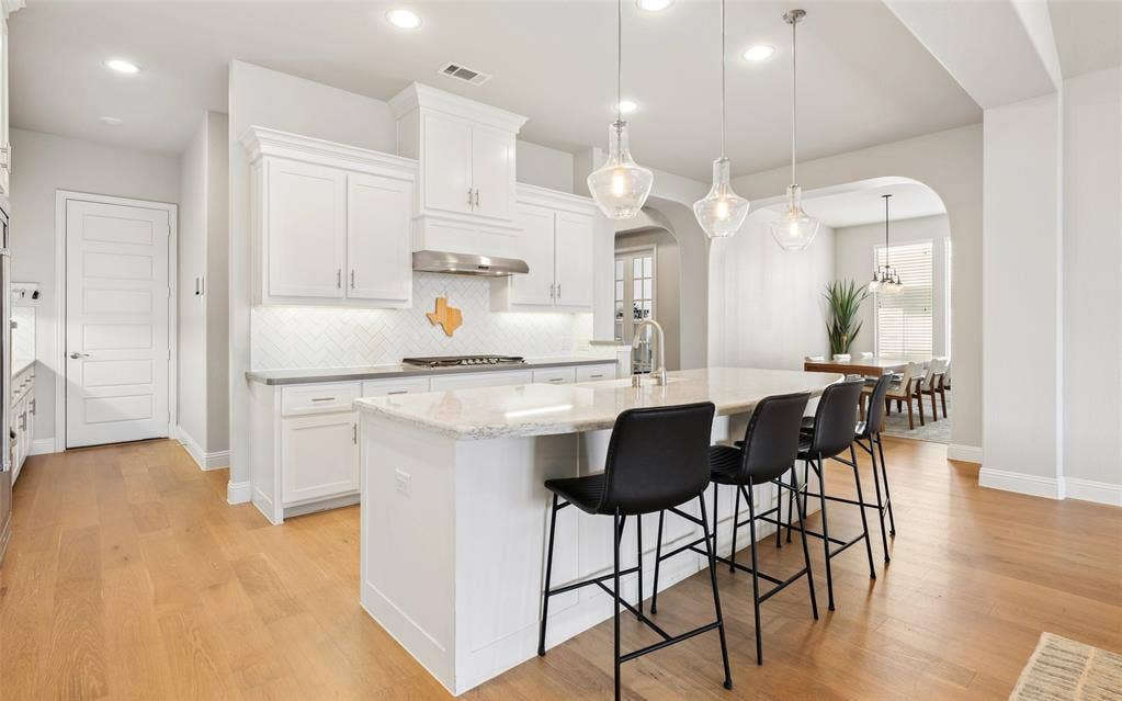 1116 Broadmoor Way, Roanoke, TX 76262 1116 Broadmoor Way, Roanoke, TX 76262