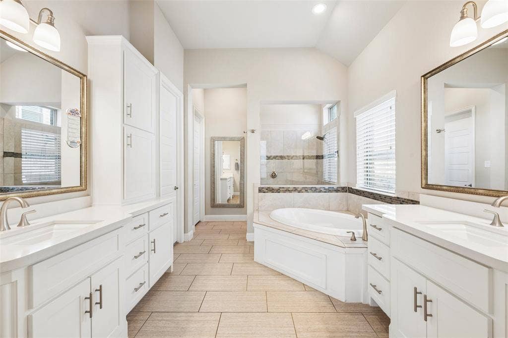 1116 Broadmoor Way, Roanoke, TX 76262 1116 Broadmoor Way, Roanoke, TX 76262