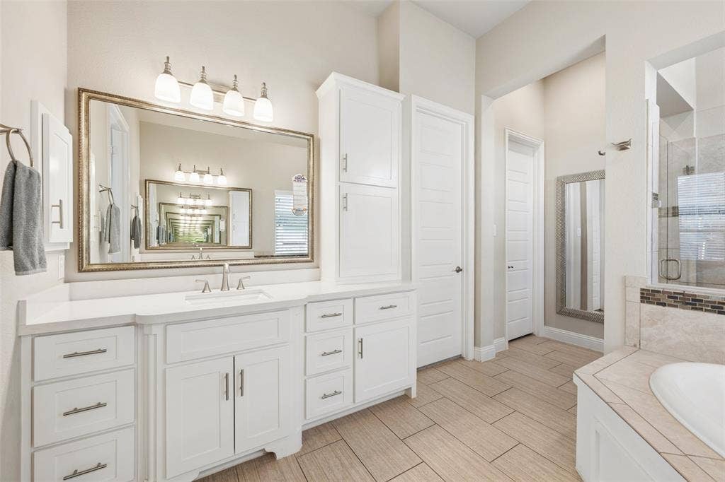 1116 Broadmoor Way, Roanoke, TX 76262 1116 Broadmoor Way, Roanoke, TX 76262