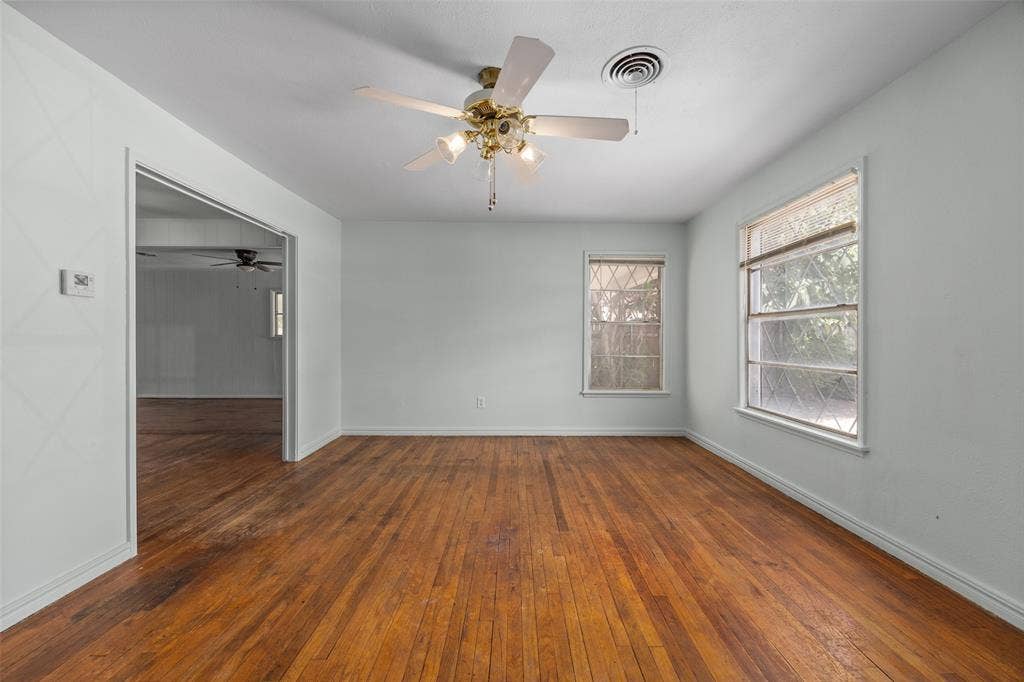 4406 Wayne Court S, Haltom City, TX 76117 4406 Wayne Court S, Haltom City, TX 76117