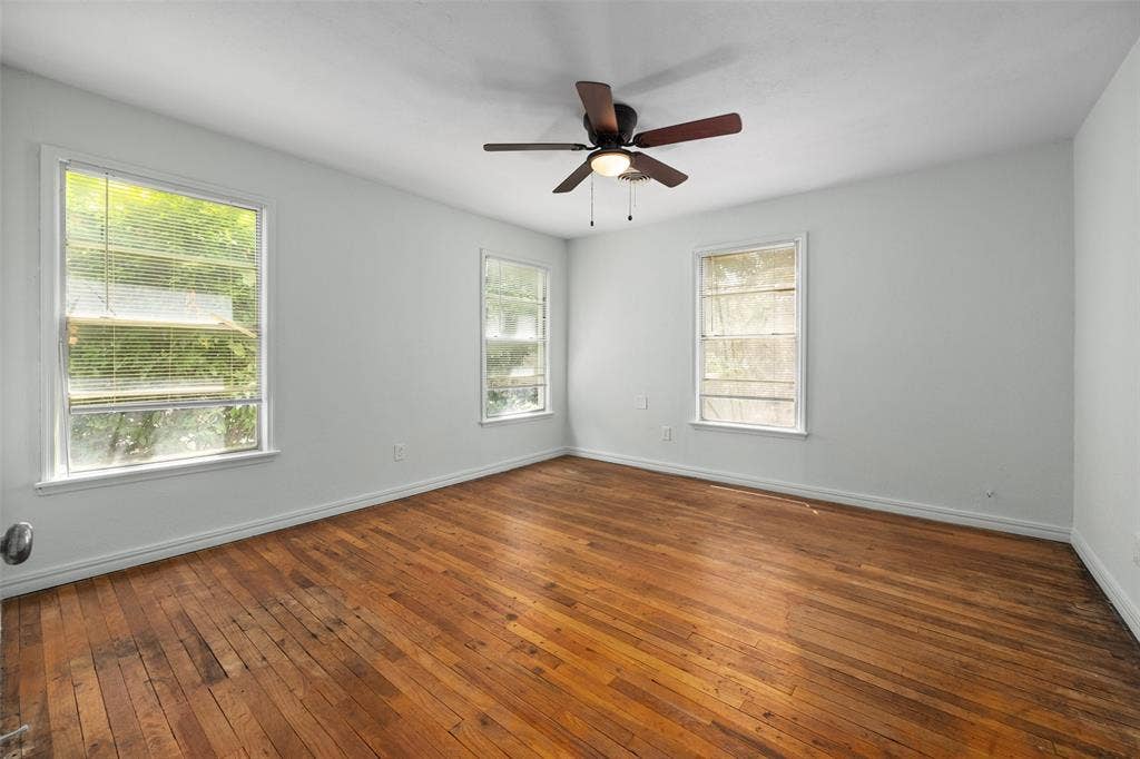 4406 Wayne Court S, Haltom City, TX 76117 4406 Wayne Court S, Haltom City, TX 76117