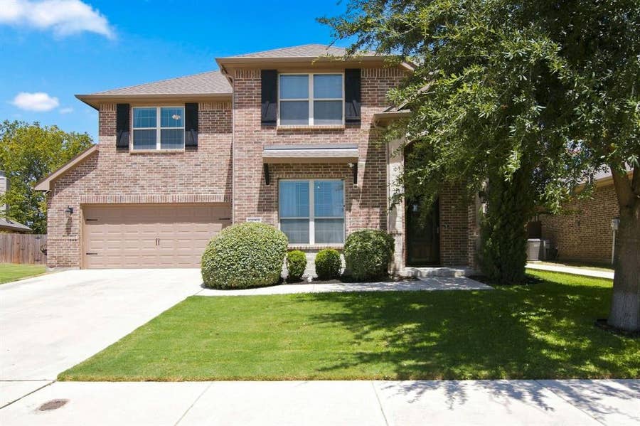 Property photo for 6124 Dunnlevy Drive, Fort Worth, TX