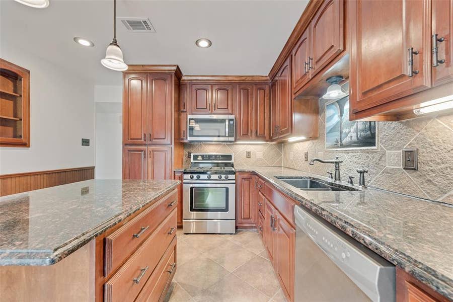Property photo for 4612 Gleneagle Street, Mesquite, TX