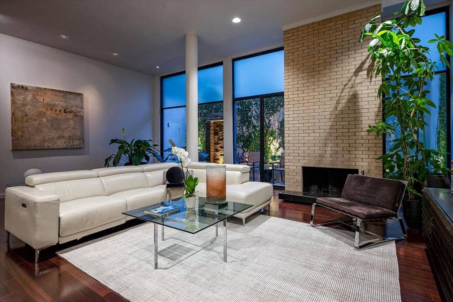Property photo for 3210 Elizabeth Street, Dallas, TX