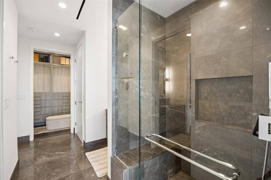 7901 Windrose Avenue, #905, Plano, TX 75024 7901 Windrose Avenue, #905, Plano, TX 75024