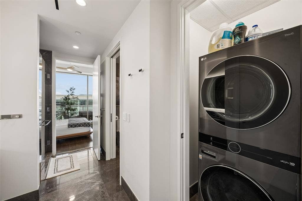 7901 Windrose Avenue, #905, Plano, TX 75024 7901 Windrose Avenue, #905, Plano, TX 75024