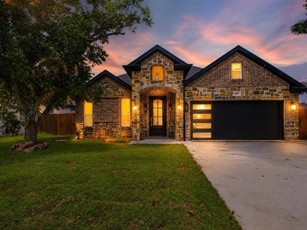 505 Richardson Street, Athens, TX 75751 505 Richardson Street, Athens, TX 75751