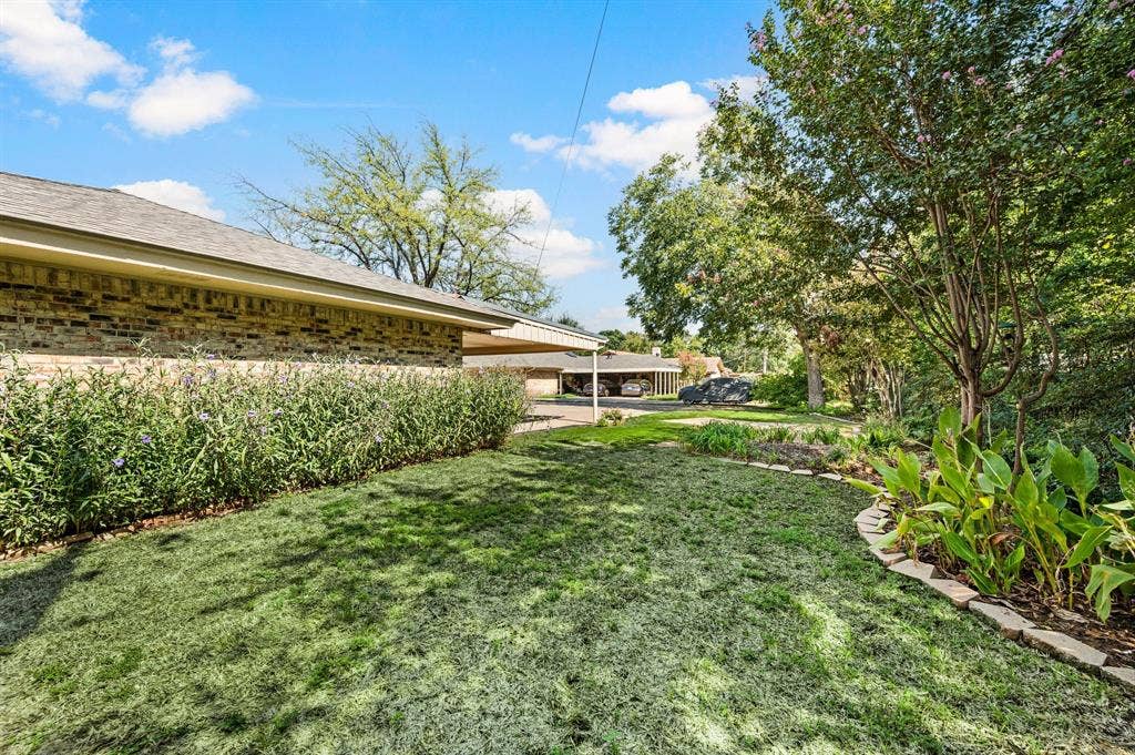 1608 Delta Drive, Arlington, TX 76012 1608 Delta Drive, Arlington, TX 76012