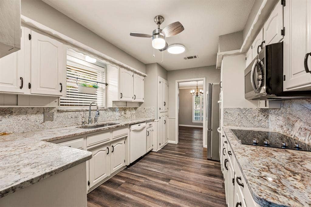 1608 Delta Drive, Arlington, TX 76012 1608 Delta Drive, Arlington, TX 76012