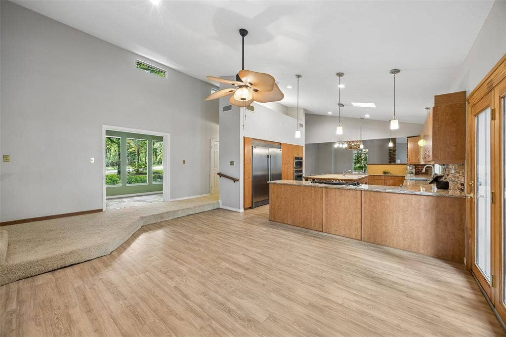 1012 Spanish Trail, Keller, TX 76262 1012 Spanish Trail, Keller, TX 76262