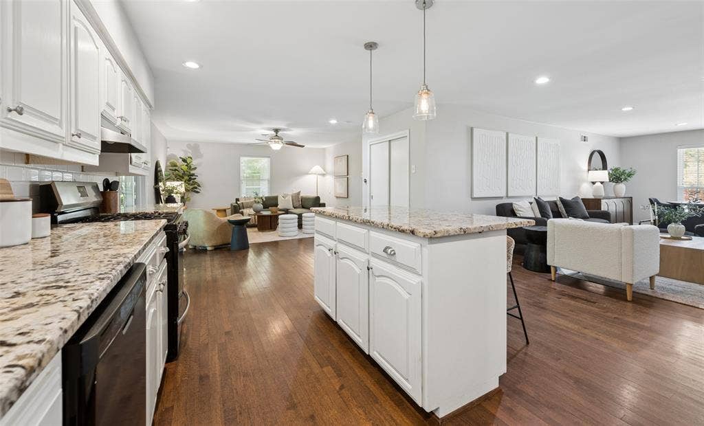 2546 Telegraph Avenue, Dallas, TX 75228 Den off kitchen.