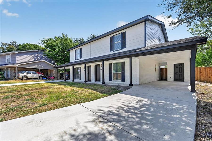 Property photo for 620 Royal Crest Drive, Richardson, TX
