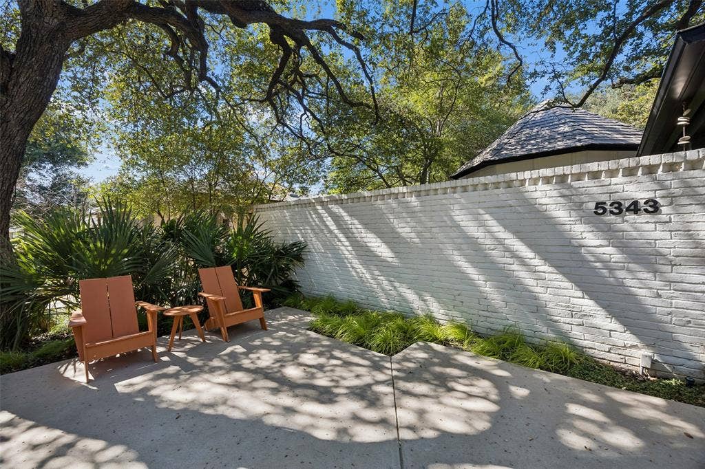 5343 Southern Avenue, Dallas, TX 75209