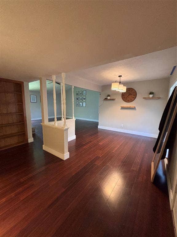 7402 Red Osier Road, Dallas, TX 75249 7402 Red Osier Road, Dallas, TX 75249