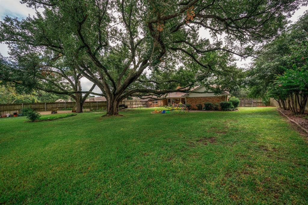1413 S Main Street S, Lindale, TX 75771 1413 S Main Street S, Lindale, TX 75771
