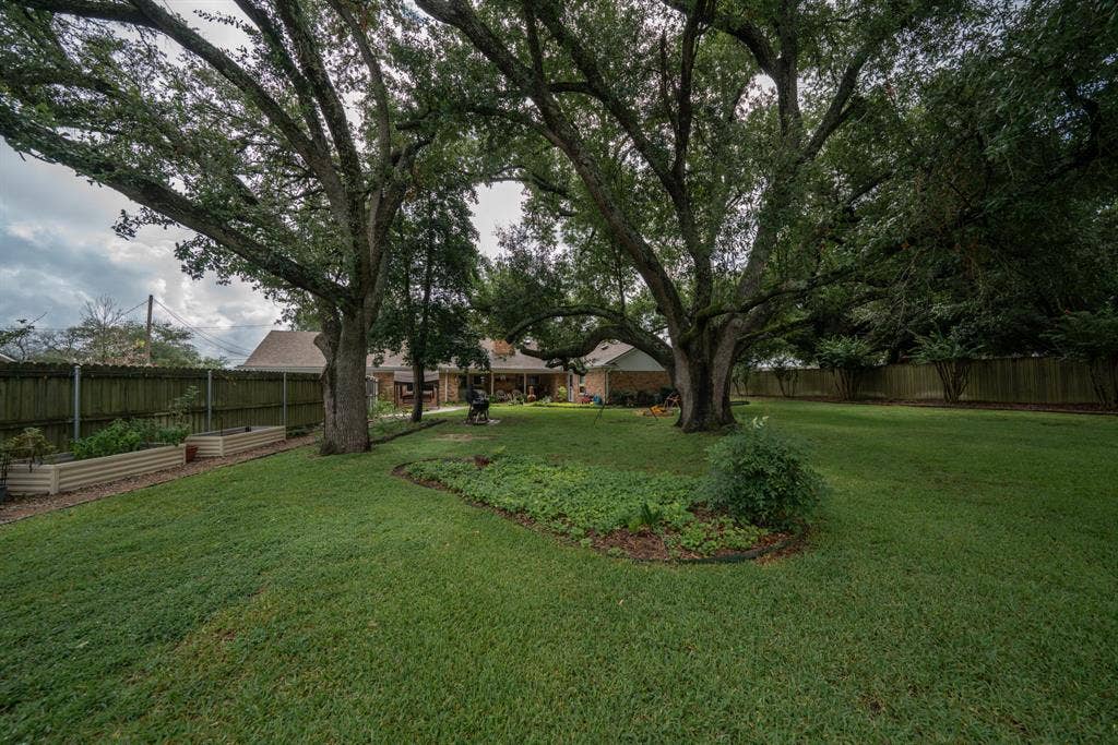 1413 S Main Street S, Lindale, TX 75771 1413 S Main Street S, Lindale, TX 75771