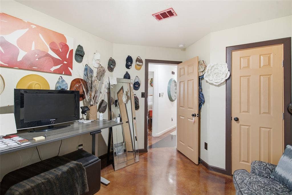 2900 Fitzhugh Avenue, Fort Worth, TX 76105 2900 Fitzhugh Avenue, Fort Worth, TX 76105
