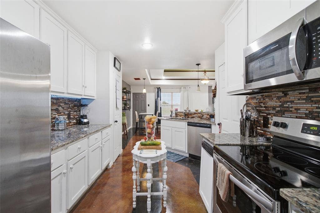 2900 Fitzhugh Avenue, Fort Worth, TX 76105 2900 Fitzhugh Avenue, Fort Worth, TX 76105