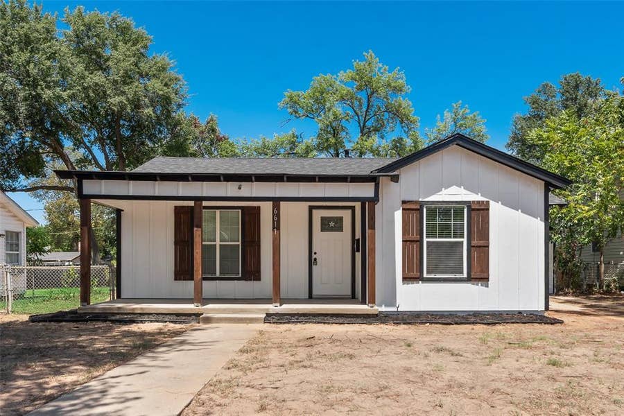 Property photo for 6617 Greenlee Street, Fort Worth, TX