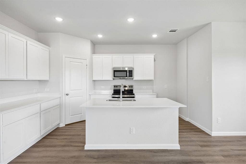 1223 Briar Street, Princeton, TX 75407 Representative (6)