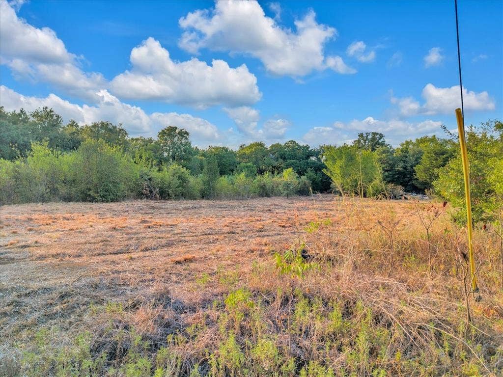 1709 Fox Lane, Burleson, TX 76028 1709 Fox Lane, Burleson, TX 76028