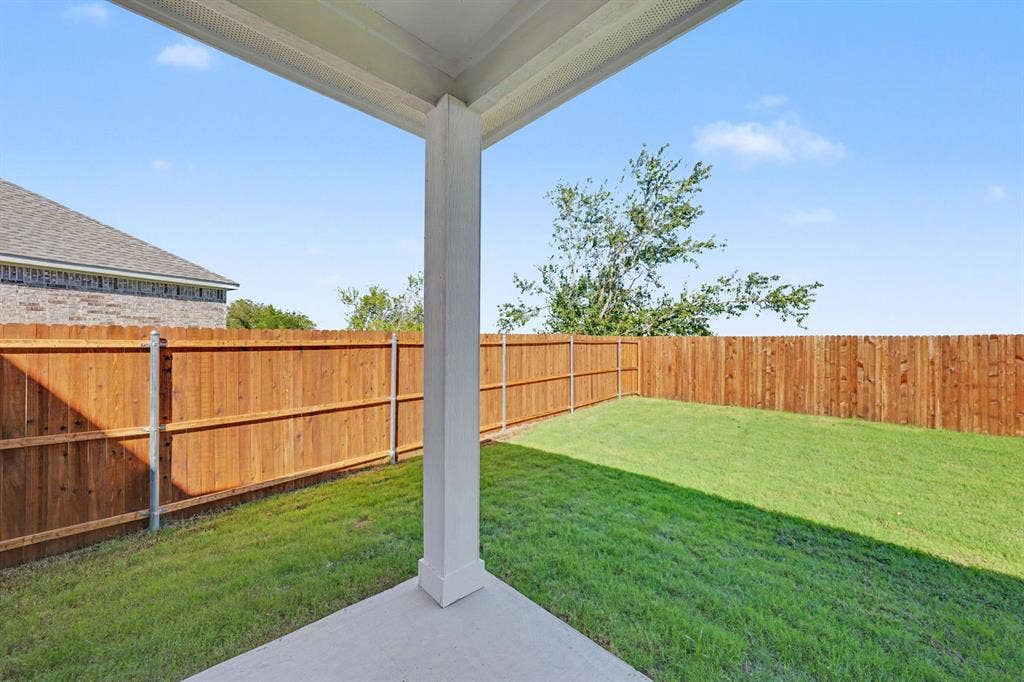 1207 Briar Street, Princeton, TX 75407 23-web-or-mls-DSC02103