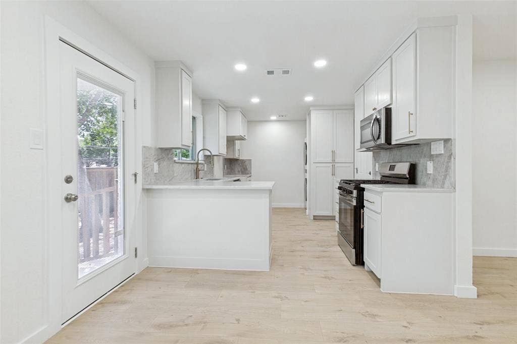 502 Rorary Drive, Richardson, TX 75081 502 Rorary Drive, Richardson, TX 75081