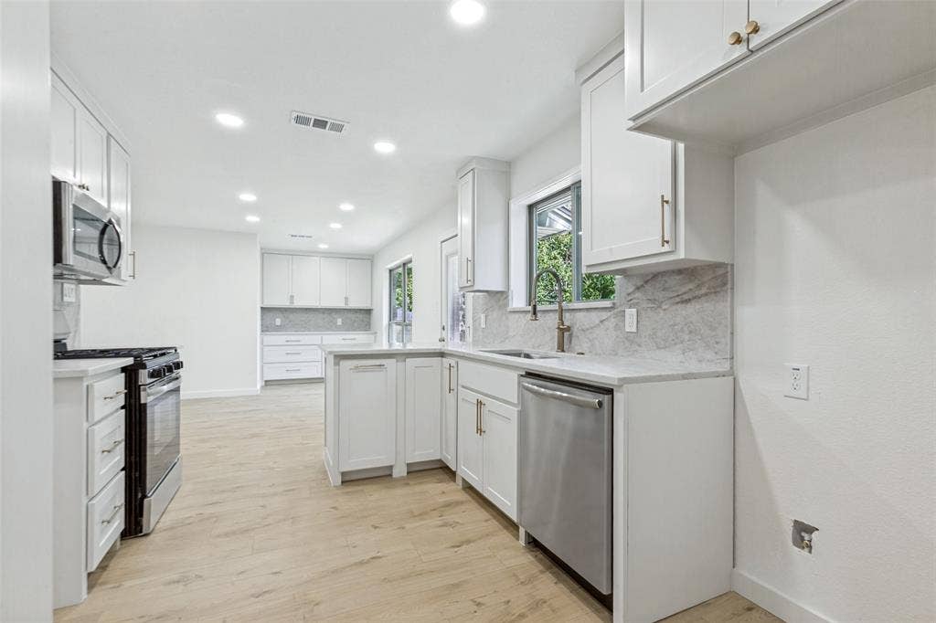 502 Rorary Drive, Richardson, TX 75081 502 Rorary Drive, Richardson, TX 75081