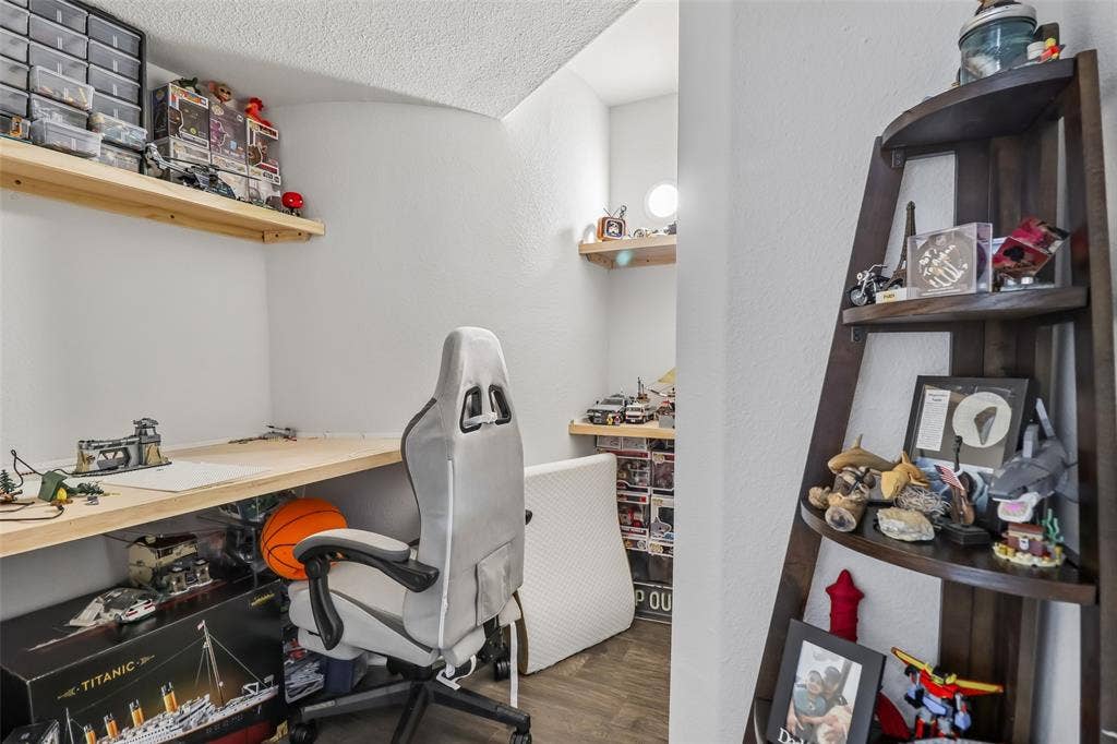 4417 Groundwater Way, Midlothian, TX 76065 4417 Groundwater Way, Midlothian, TX 76065