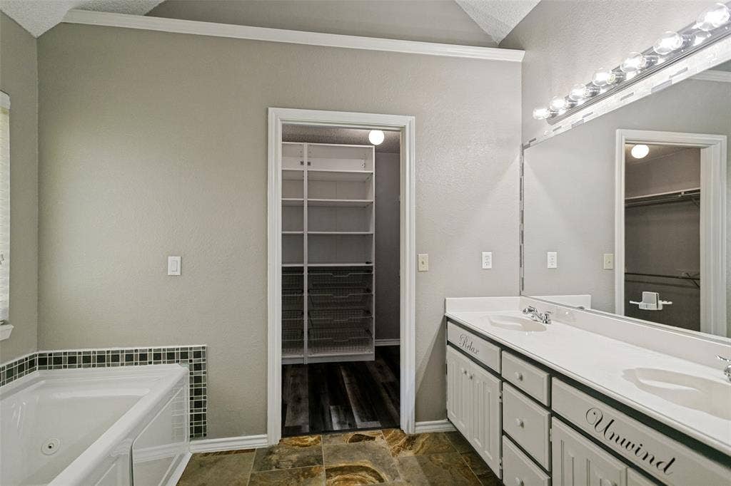 1015 Merribrook Lane, Allen, TX 75002 1015 Merribrook Lane, Allen, TX 75002