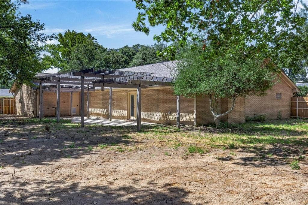 726 Mulberry Drive, Athens, TX 75751 726 Mulberry Drive, Athens, TX 75751