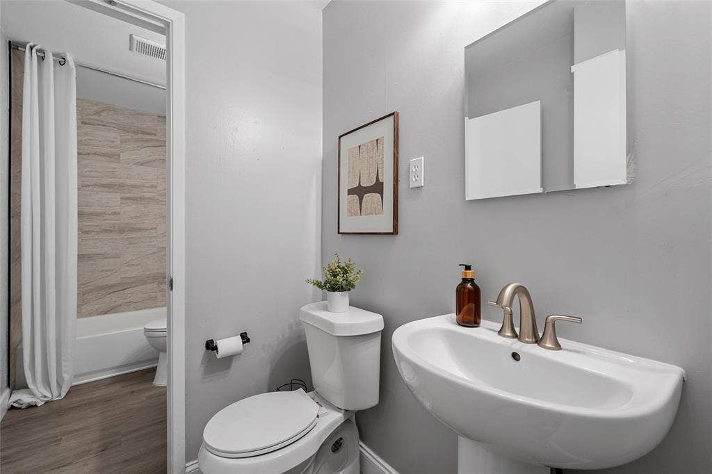 833 N 60th Street, Waco, TX 76710 833 N 60th Street, Waco, TX 76710