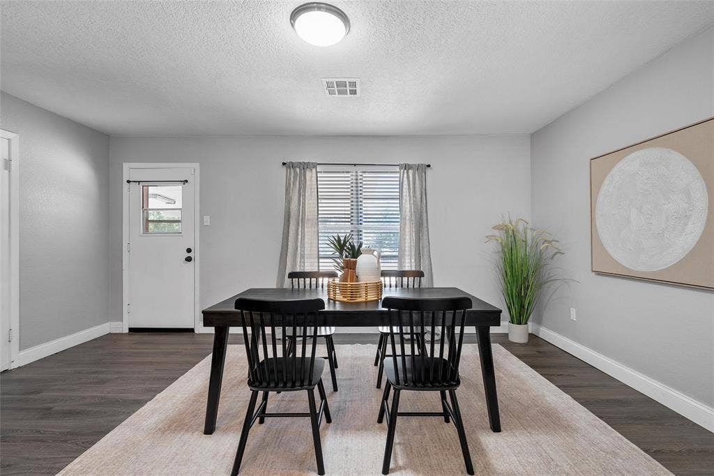 833 N 60th Street, Waco, TX 76710 833 N 60th Street, Waco, TX 76710