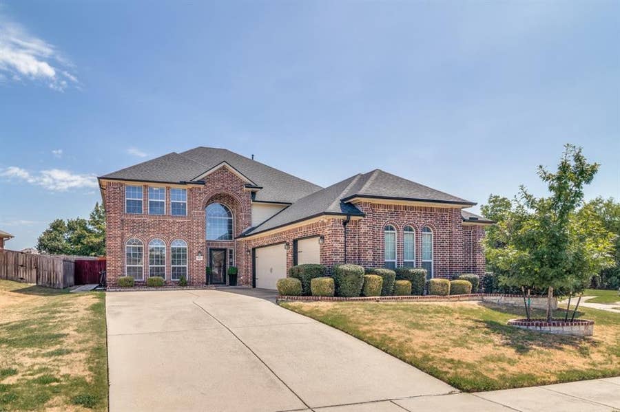 Property photo for 302 Highland Valley Court, Wylie, TX