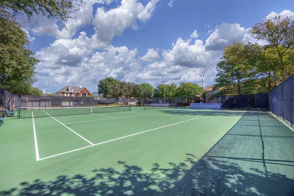 4203 N Capistrano Drive, Dallas, TX 75287 Lighted Tennis and Pickleball Courts.
